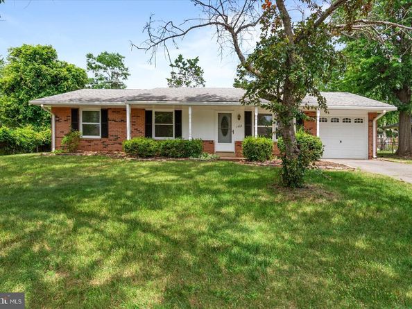 1503 N Amelia Street, Sterling VA 20164