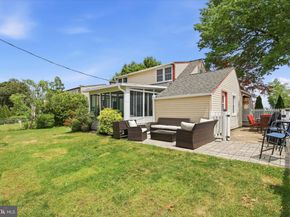 207 Bensal Road, Hatboro PA 19040