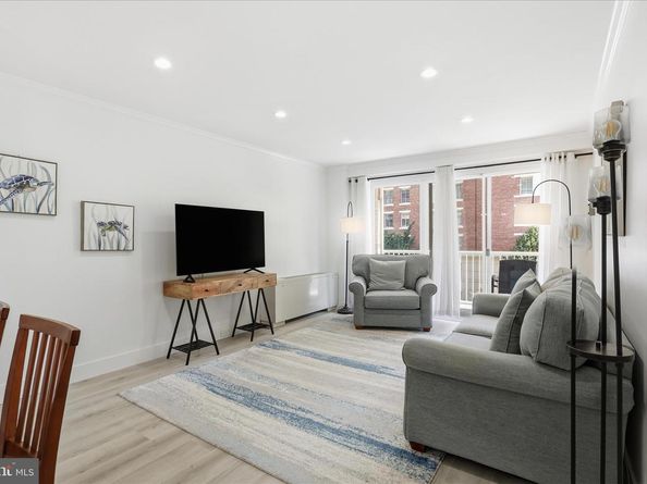 730 24TH Street NW 309, Washington DC 20037
