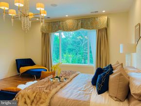 8880 Bradley Boulevard, Bethesda MD 20817