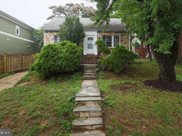 4827 16TH Road N, Arlington VA 22207