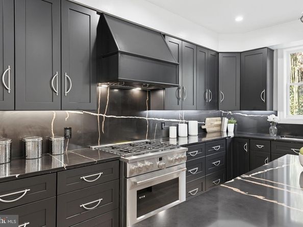 5047 Macarthur Boulevard NW, Washington DC 20016