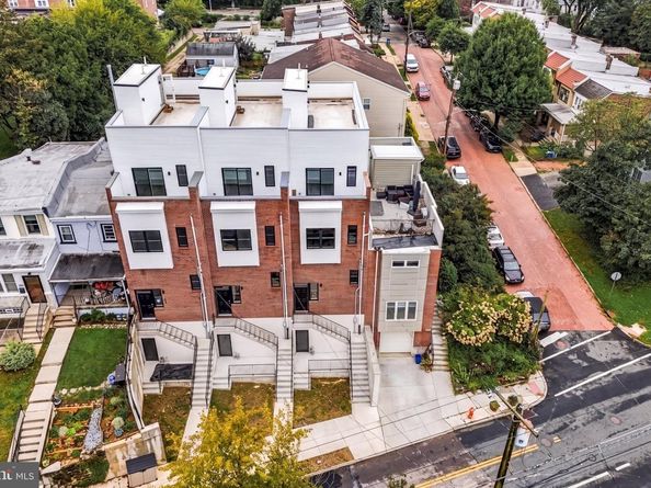 305 Fountain Street, Philadelphia PA 19128