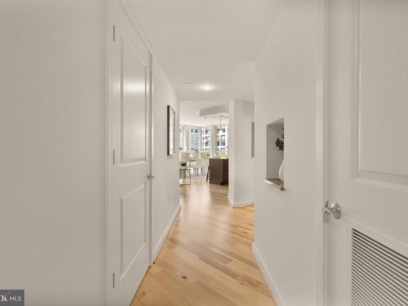 1025 1st Street SE 406, Washington DC 20003