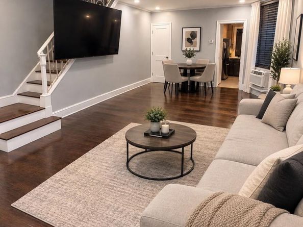 5818 Norfolk, Philadelphia PA 19143