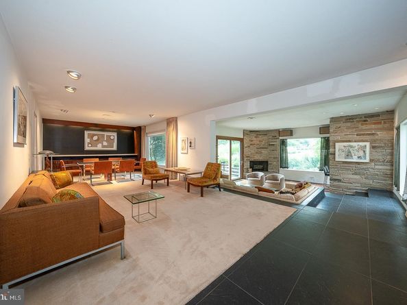 300 Conshohocken State Road, Penn Valley PA 19072