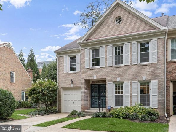 1558 Mclean Commons Ct, Mclean VA 22101