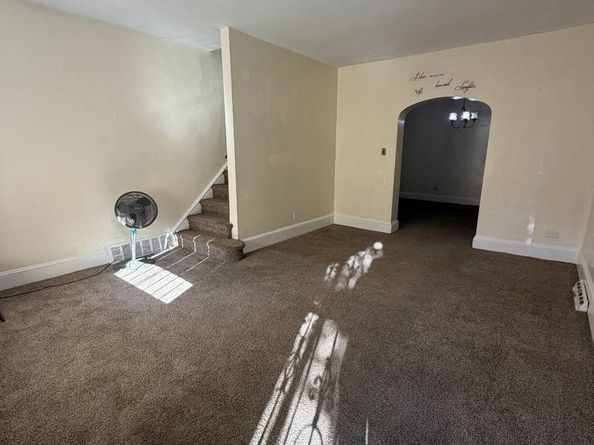 5515 3rd Street N, Philadelphia PA 19120