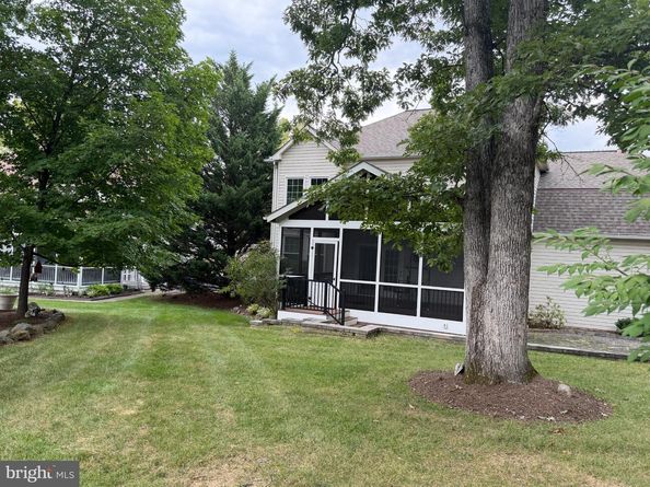 902 Leona Lane, Herndon VA 20170