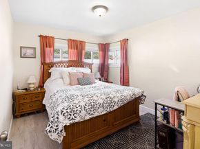 24 Garden Lane, Levittown PA 19055