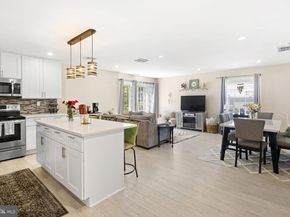 24 Garden Lane, Levittown PA 19055