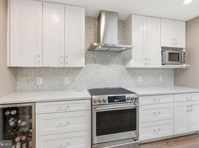 9228 Farnsworth Drive, Potomac MD 20854