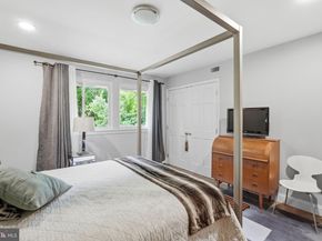 9228 Farnsworth Drive, Potomac MD 20854