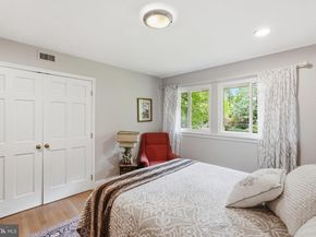 9228 Farnsworth Drive, Potomac MD 20854