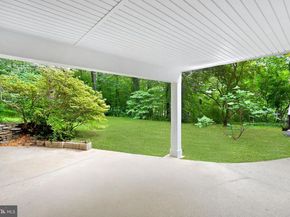 9228 Farnsworth Drive, Potomac MD 20854
