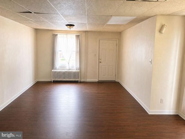121 Pine Street, Collingdale PA 19023