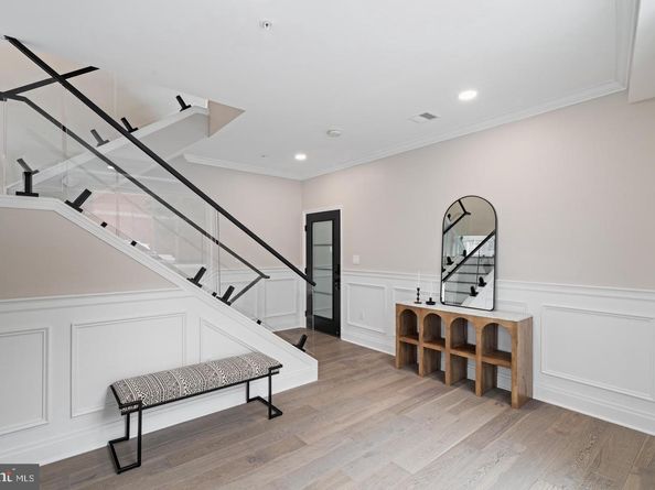 246 Montrose Street, Philadelphia PA 19147