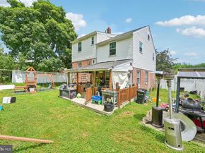 913 Lomond Lane, Philadelphia PA 19128