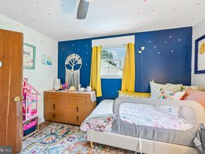 913 Lomond Lane, Philadelphia PA 19128