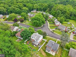 913 Lomond Lane, Philadelphia PA 19128