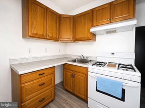 2536 S Fairhill Street, Philadelphia PA 19148