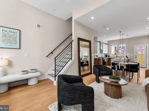 911 Emily Street, Philadelphia PA 19148
