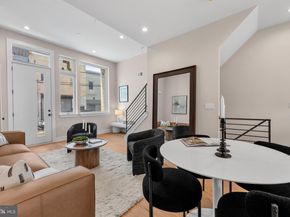 911 Emily Street, Philadelphia PA 19148
