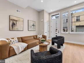 911 Emily Street, Philadelphia PA 19148
