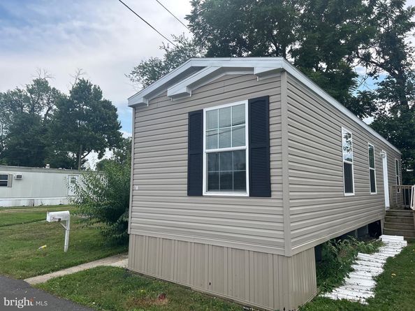 134 Lincoln Hwy 11, Fairless Hills PA 19030