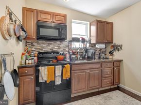 1536 S 19TH Street, Philadelphia PA 19146