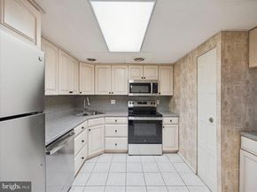 3204 Delaire Landing Road 3204, Philadelphia PA 19114