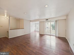 3204 Delaire Landing Road 3204, Philadelphia PA 19114