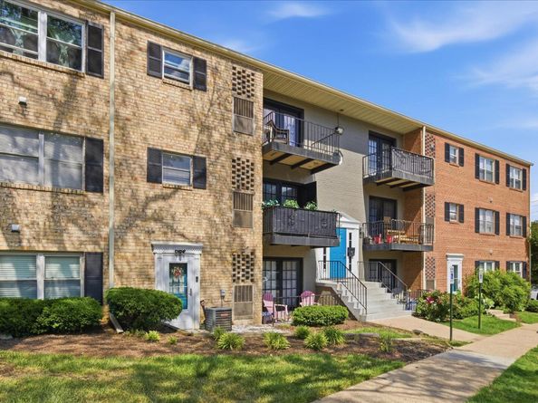 418 N Armistead Street N 201, Alexandria VA 22312