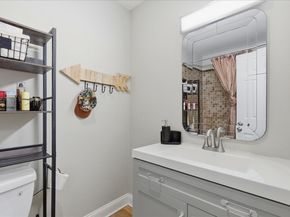 418 N Armistead Street N 201, Alexandria VA 22312