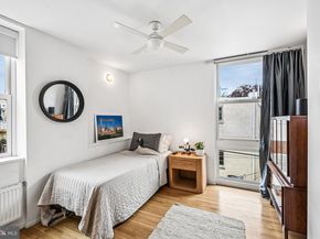 1719 Christian Street, Philadelphia PA 19146