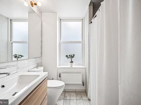 1719 Christian Street, Philadelphia PA 19146