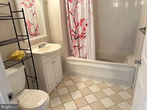 1010 Arch Street 603, Philadelphia PA 19107