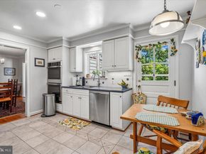 5515 Bradley Boulevard, Alexandria VA 22311