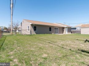 44 Elm Lane, Levittown PA 19054