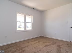 44 Elm Lane, Levittown PA 19054