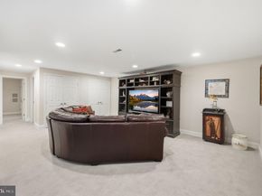 6610 Madison Mclean Drive Drive, Mclean VA 22101