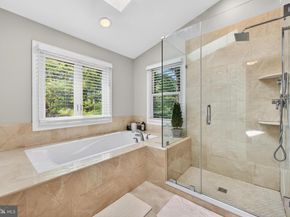 7522 Chrisland Cove, Falls Church VA 22042