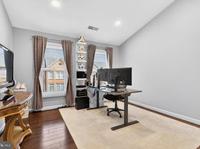 7522 Chrisland Cove, Falls Church VA 22042