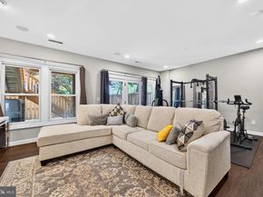 7522 Chrisland Cove, Falls Church VA 22042