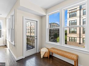 13385 Launders Street 75, Herndon VA 20171