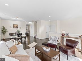 13385 Launders Street 75, Herndon VA 20171