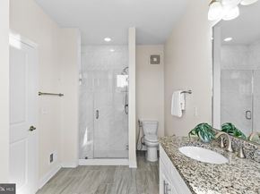 13385 Launders Street 75, Herndon VA 20171