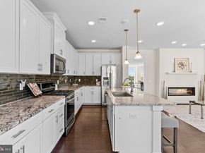 13385 Launders Street 75, Herndon VA 20171