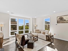 13385 Launders Street 75, Herndon VA 20171