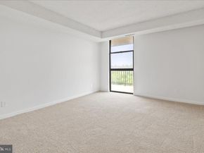 1016 S Wayne Street 502, Arlington VA 22204